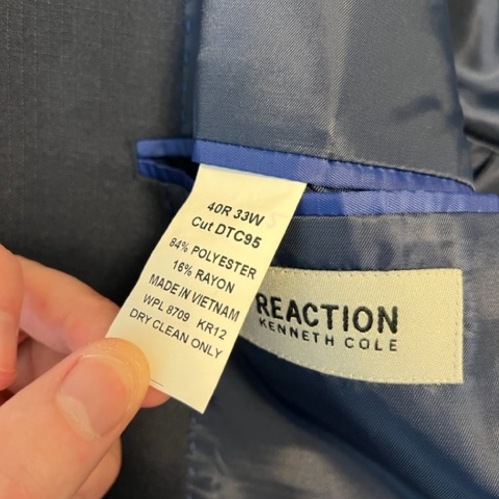 Men's Kenneth Cole Reaction Suit - Picture 5 of 13